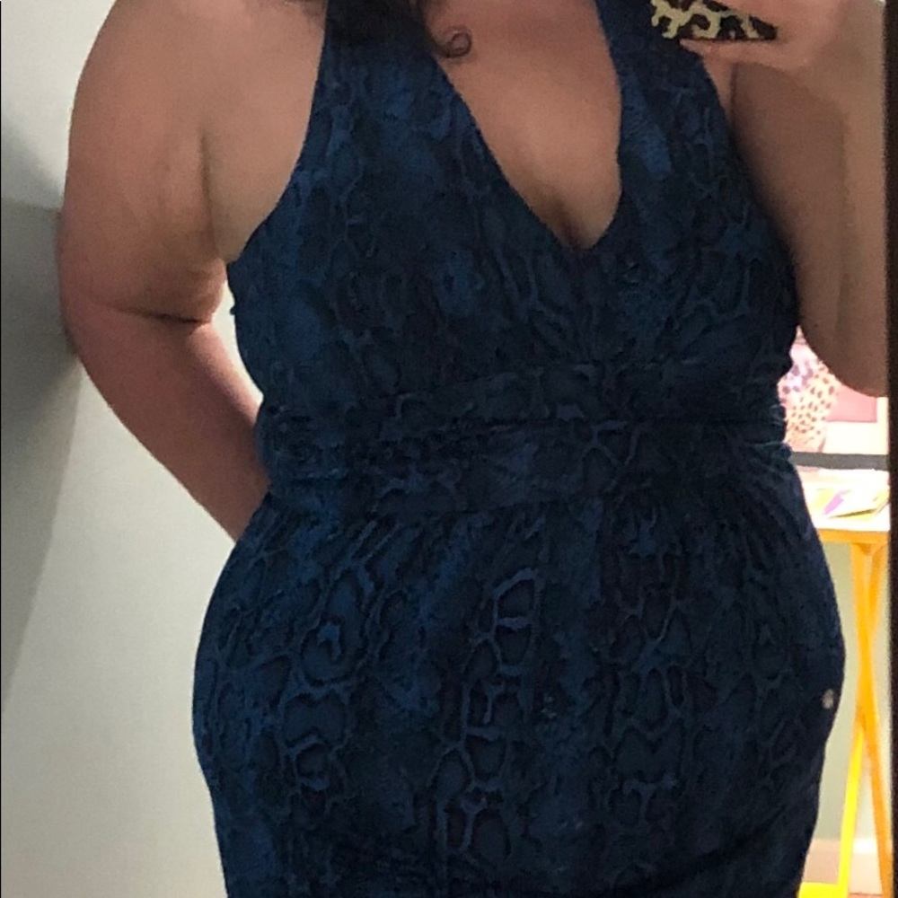 Dress halter style